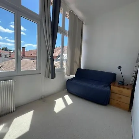 A 50m De La Apartamento *
